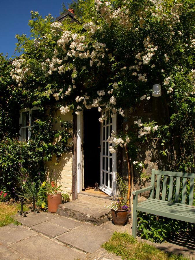 Dolgenau Cottages Trefeglwys Exterior photo
